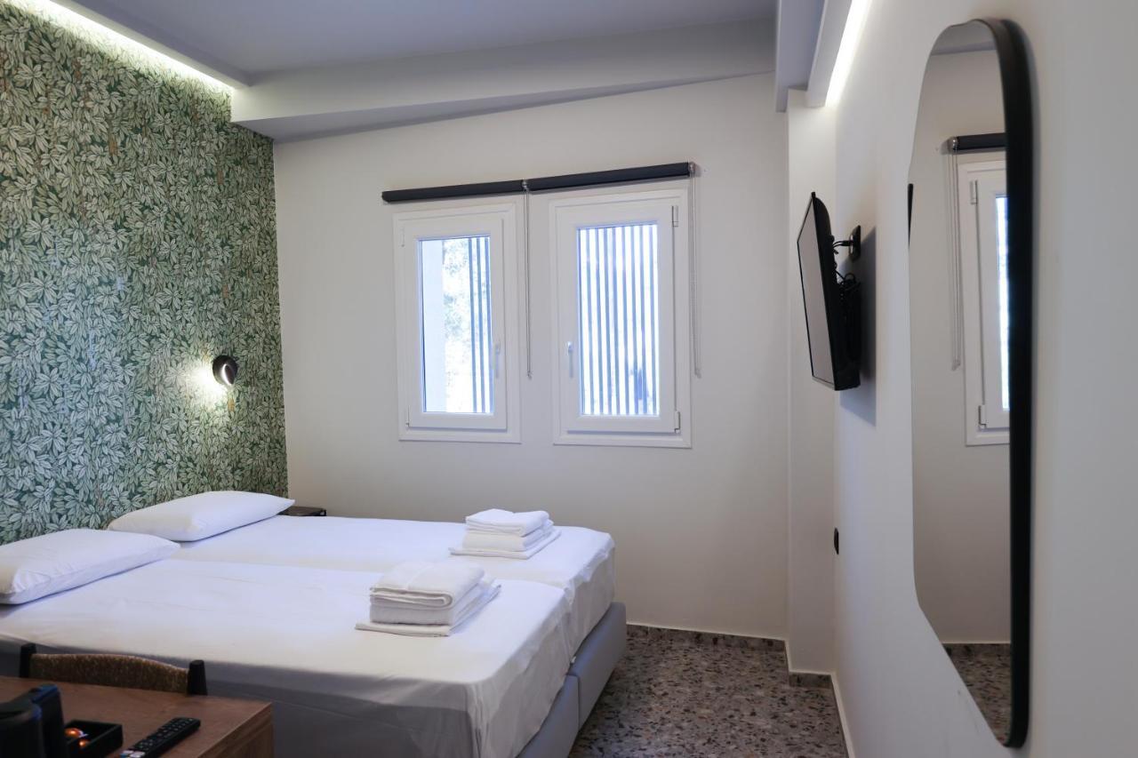 Uphill Unique Boutique Suites Skiathos Town Bagian luar foto