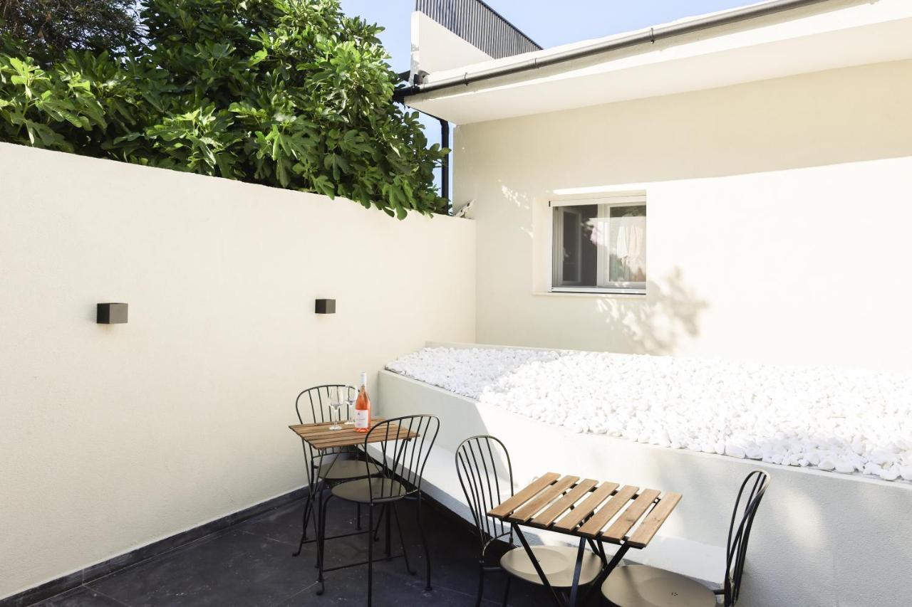 Uphill Unique Boutique Suites Skiathos Town Bagian luar foto